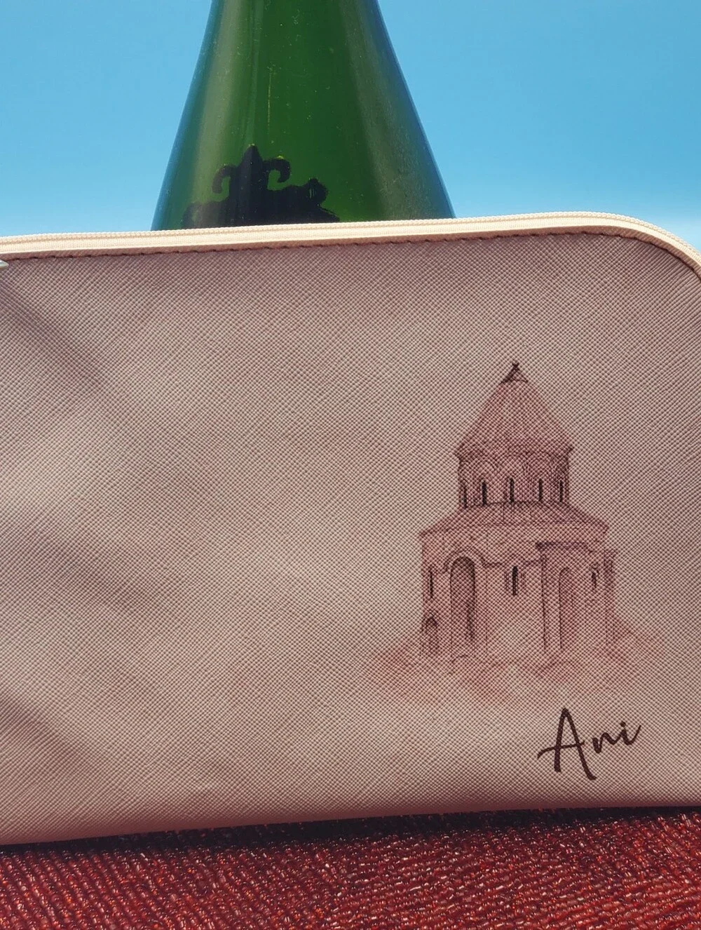 Turkish Airlines Amenity Kit Travel Bag medieval Church of St. Gregory ANI (C13)